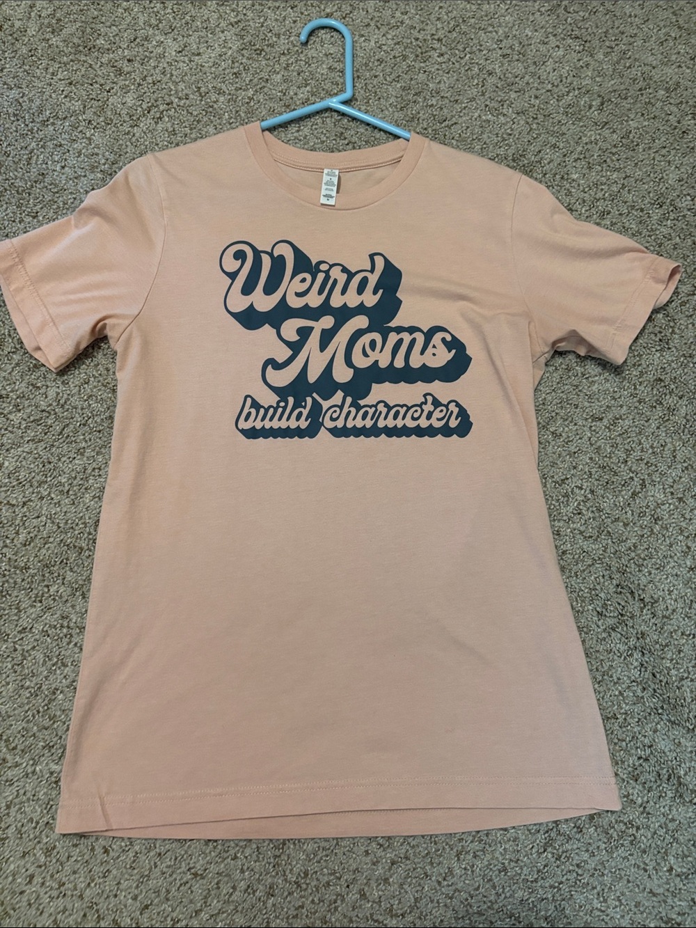 Gildan Dusty Pink Crewneck T‑Shirt with Navy Graphic